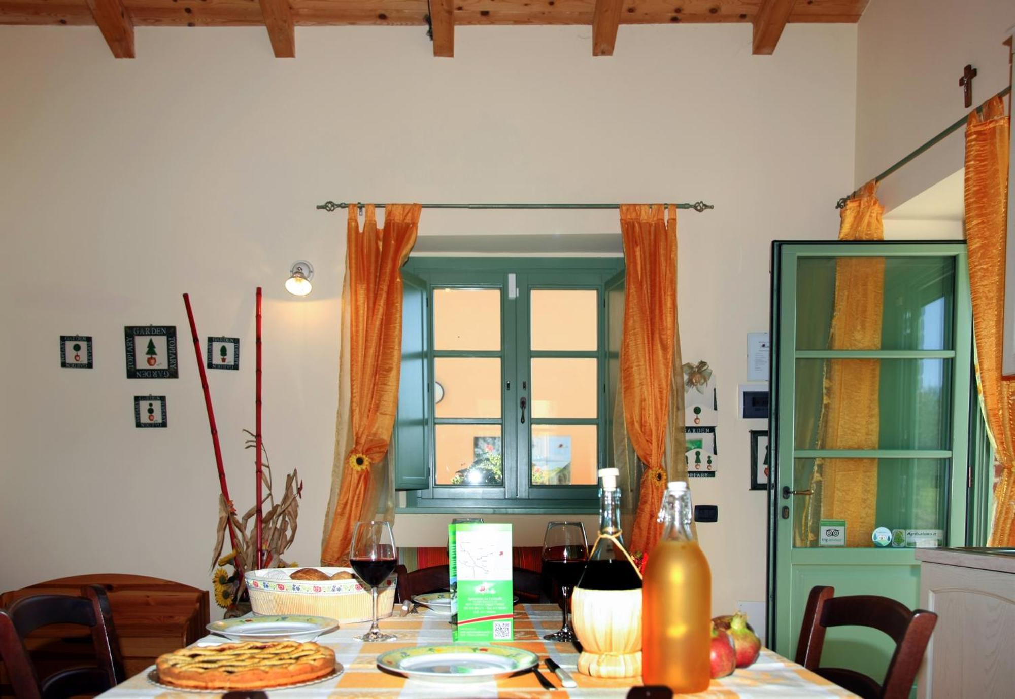 Agriturismo La Coccinella Valfabbrica Phòng bức ảnh
