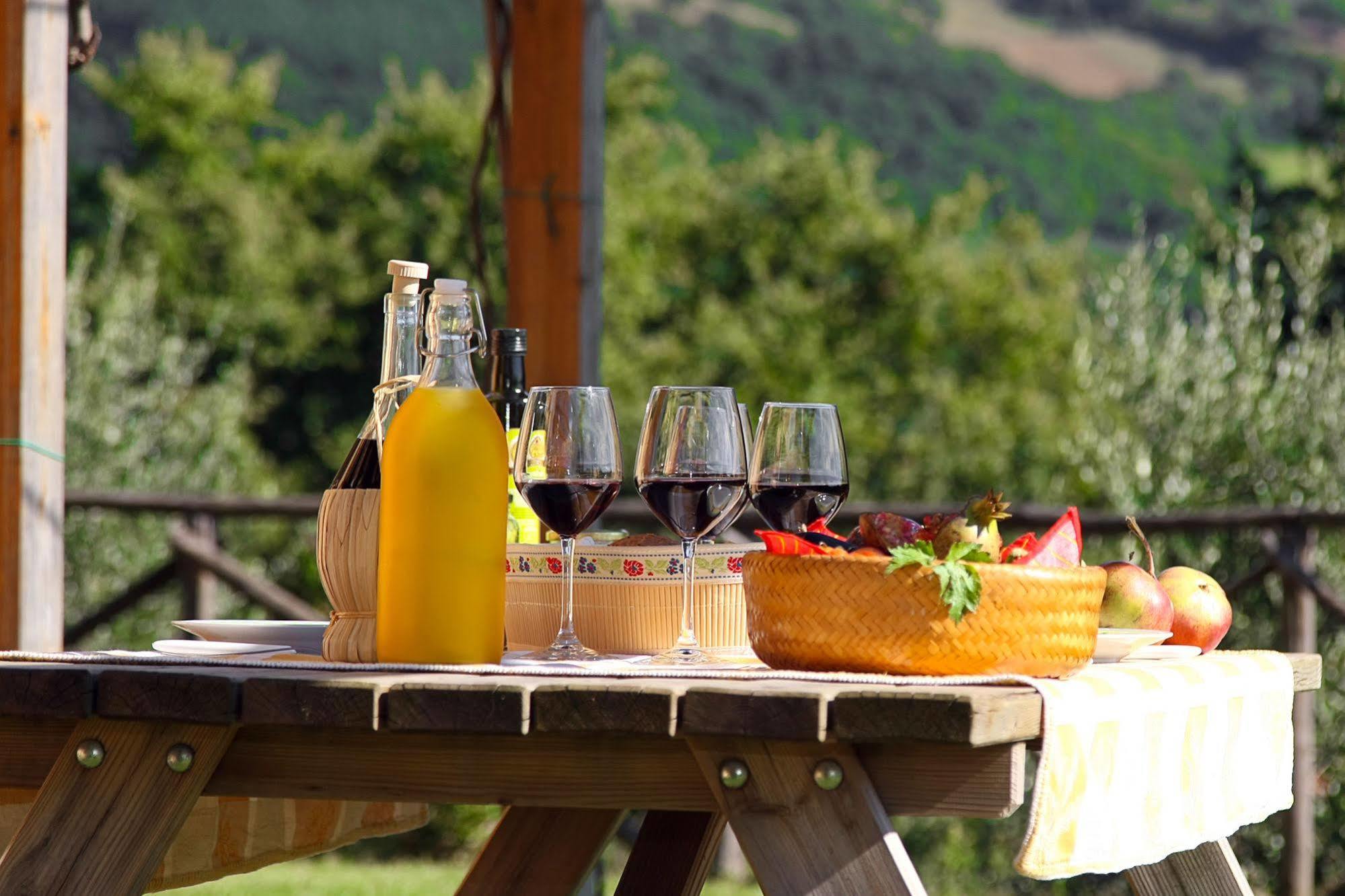 Agriturismo La Coccinella Valfabbrica Ngoại thất bức ảnh
